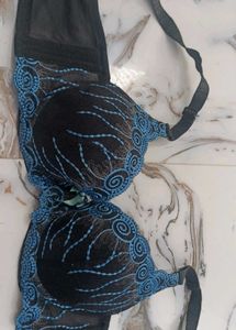 Blue Embroidered Bra And Plated Skirt