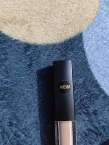 Facescanada Light Weight Concealer