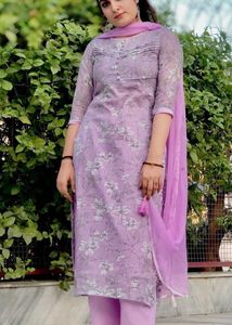 Brand new Alani designer Floral Lavender Kurta