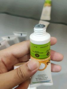 Mamaearth Facewash And Moisturizer