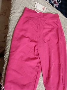 pink pant so stylish