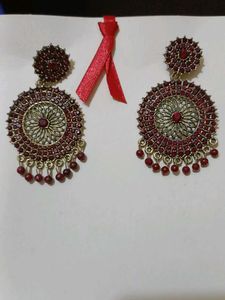 FESTIVE EARRINGS
