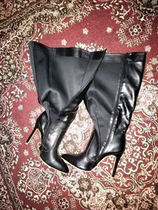 Women&#39;s Knee Length High Heel Boots