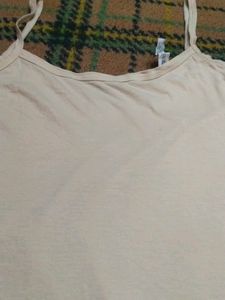 ✨Nude Spaghetti Strap Tank Top❤️‍🔥