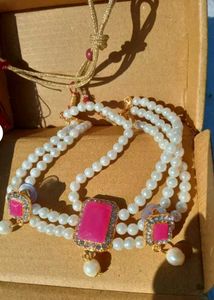 Pearl &amp; Ruby Choker Set