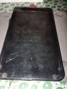 TABLET (SCREEN BROKEN) WORKING With Free Cover