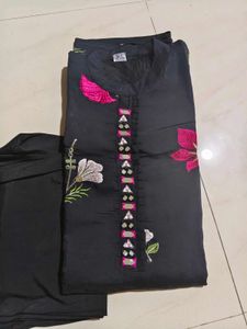 Floral Embroidered Kurta Set