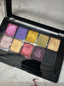 mars and swiss beauty eye shadow