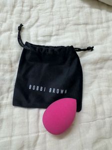 Bobbi Brown Makeup Sponge