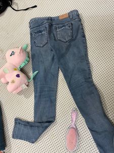 Jeans Bought From Mall In 2020 Not In Use But In Good Condition And Is Perfect Shaping Jeans Perfect For 28-30 Waist