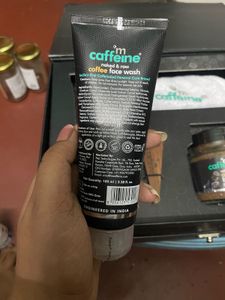 mCaffeine Skincare Gift Set