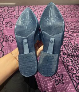 Flats For Women
