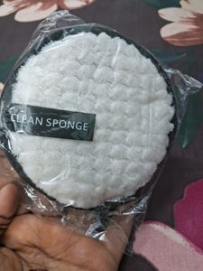 White Reusable Makeup Remover