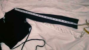 Black Long Sleeve Crop Top