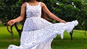 Frill Long White Skirt