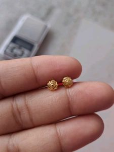 Beautiful New Flower Desine Studs