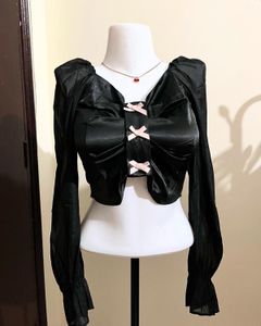 Bow Tops
