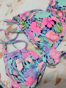 victoria&#39;s secret flower bra