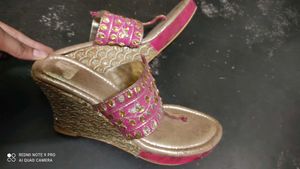 Diva Pink &amp; Gold Thong Sandals
