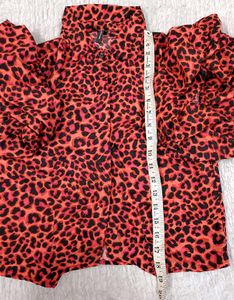 Leopard Print Ruffle Sleeve Top