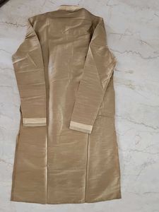 Elegant Men&#39;s Kurta