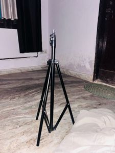 Tripod Brand New