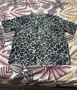 leopard print top