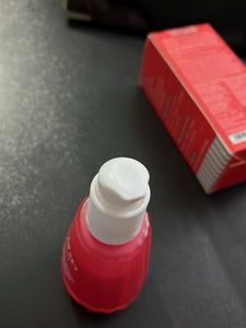 Dot &amp; key Strawberry Bright 10% Niacinamide Serum
