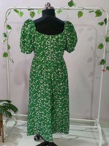 Very Pretyy Belle Dress
