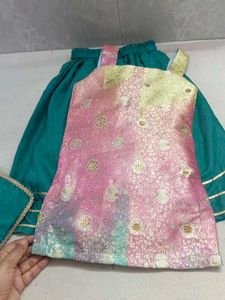 Cute Ethnic Skirt Set