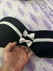Black Strapless Bow Bra