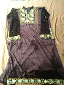 Embroidered Velvet Kurta Set