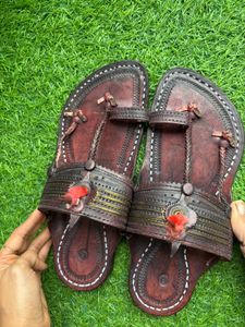 Men kohlapuris- Size 9