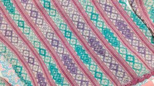 Vintage Knit Cardigan (L)