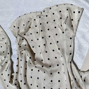 H&amp;M Polka Dot Satin Top 🖤🍦