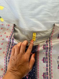 2 Kurtas - medium size