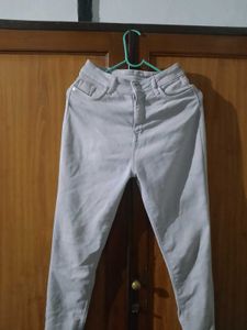 T Shirt And Jeans Pent