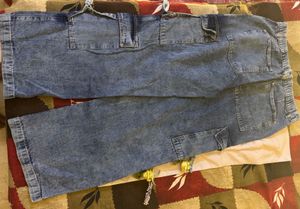Wide Leg Cargo Jeans