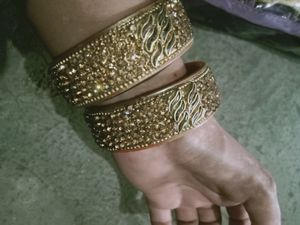 Combo 4 Bangles Set Like New
