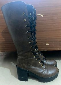 Brown BOOT(EU 40)