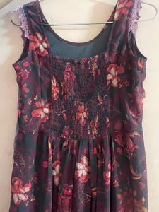Floral Print Dress with Lace Trim