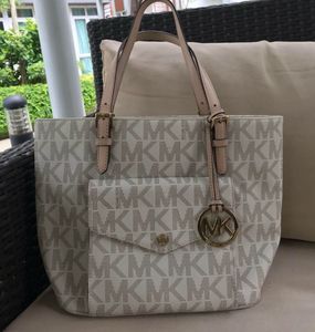 Authentic Michael Kors Jet Set Tote Bag