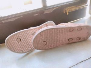 Daily Wear Flipflopsfor Women Size 6