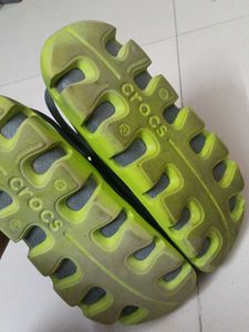 (Original) Crocs Clogs - Comfortable &amp; Stylish