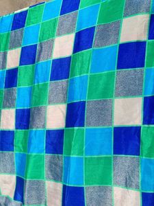 beautiful crape Checkered Saree