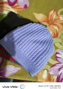 Sweatshirt And Caps