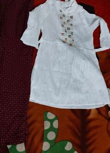 T Shirt And Bottom For Girls...
