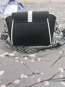 Chic Black Crossbody Bag