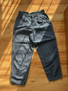 Vintage High-Waisted Jeans