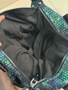 sequence shoulder bag